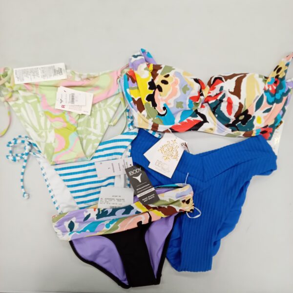 LADIES SWIMWEAR SMALL LOT, SHELF PULLS, 5522151, 72 units, PA image 5