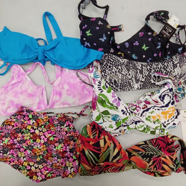 LADIES SWIMWEAR SMALL LOT, SHELF PULLS, 5522159, 64 units, PA image 5