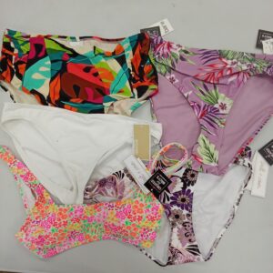 LADIES SWIMWEAR SMALL LOT, SHELF PULLS, 5522193, 74 units, PA image 10