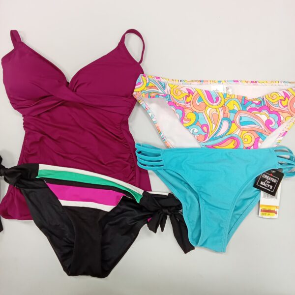 LADIES SWIMWEAR SMALL LOT, SHELF PULLS, 5522325, 32 units, PA image 7